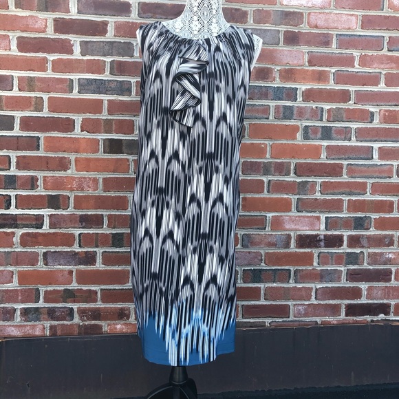 Ellen Tracy Dresses & Skirts - ELLEN TRACY SHIFT DRESS